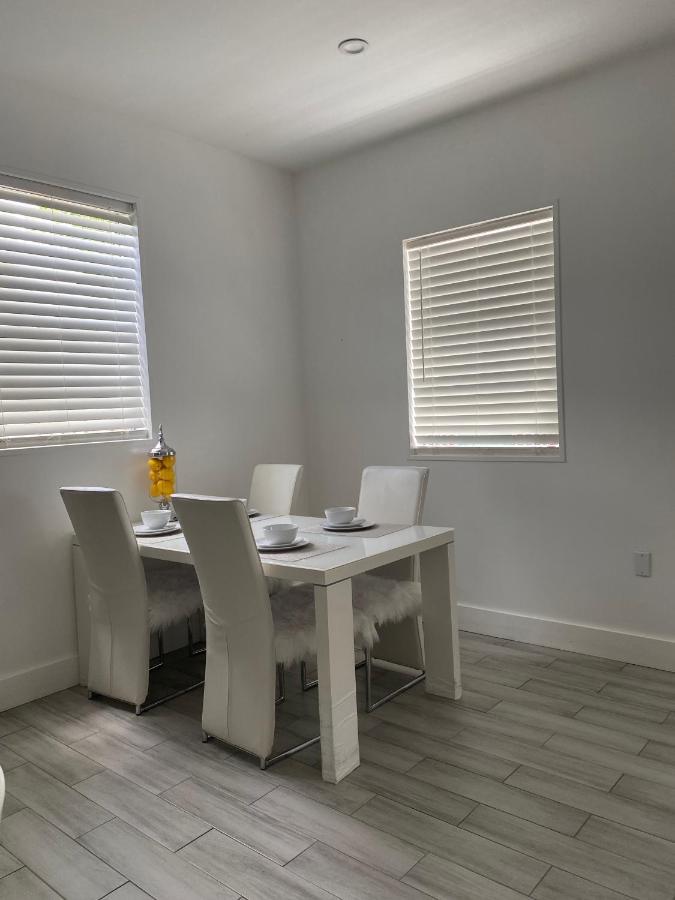Modern & New,Excellent Location Miami Apartment Екстериор снимка